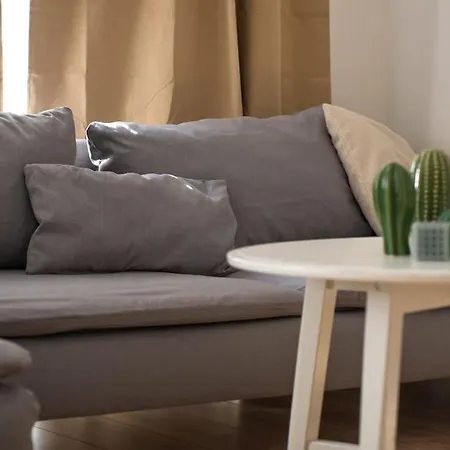 Cozy Flat In Kadikoey 2br New Hou شقة *