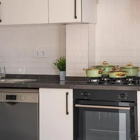 Cozy Flat In Kadıköy 2br New Hou